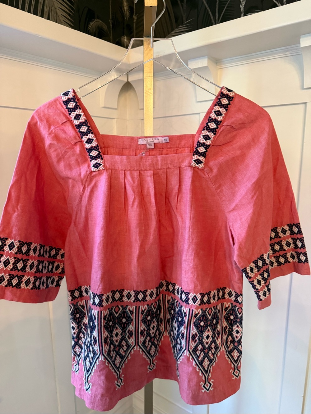 Calypso St. Barth Coral Embroidered Peasant Top with Navy Geometric Trim XS.